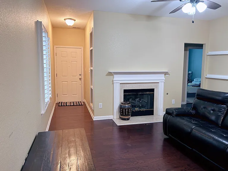 6424 Falls Lake Dr — Photo 2