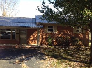 3484 Glen Lily Rd, Bowling Green, KY 42101