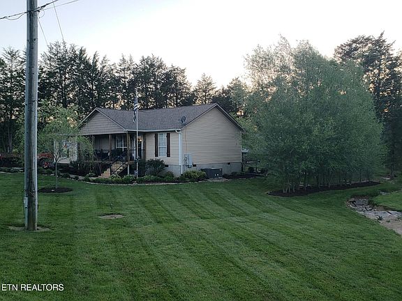3rd image of 273 Vernie Lee Rd