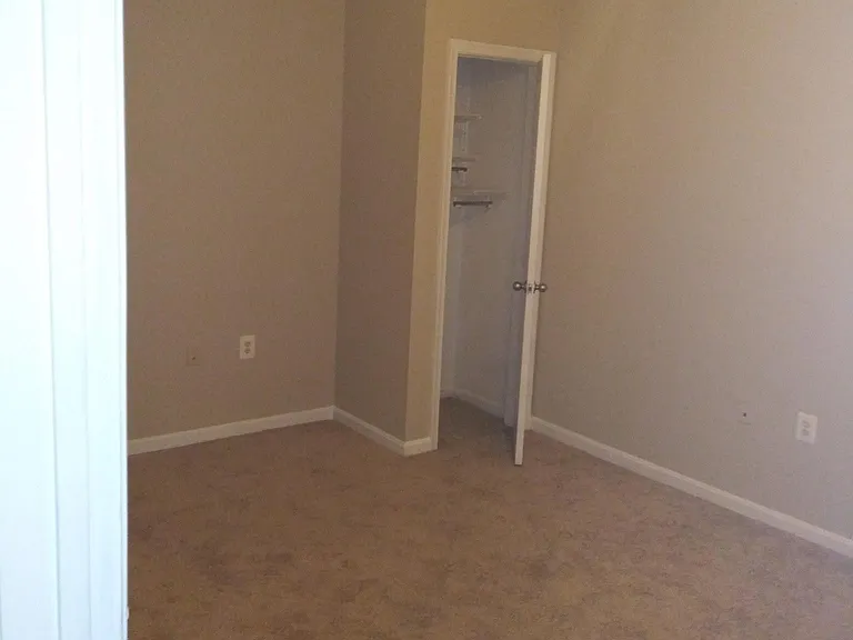 2465 Army Navy Dr #106 — Photo 3
