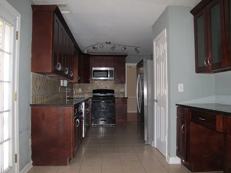 2871 Weston Brook Ct — Photo 13