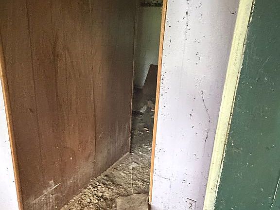 4th image of 708 N Bennett St