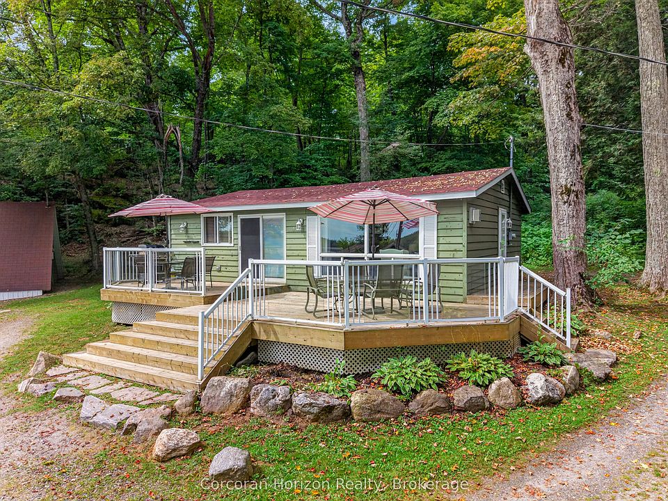 1st image of 7 Silver Point Dr #4