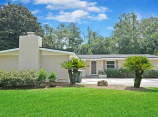 821 Montego Rd W, Jacksonville, FL 32216
