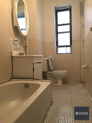 Rented by Bond New York | media 55
