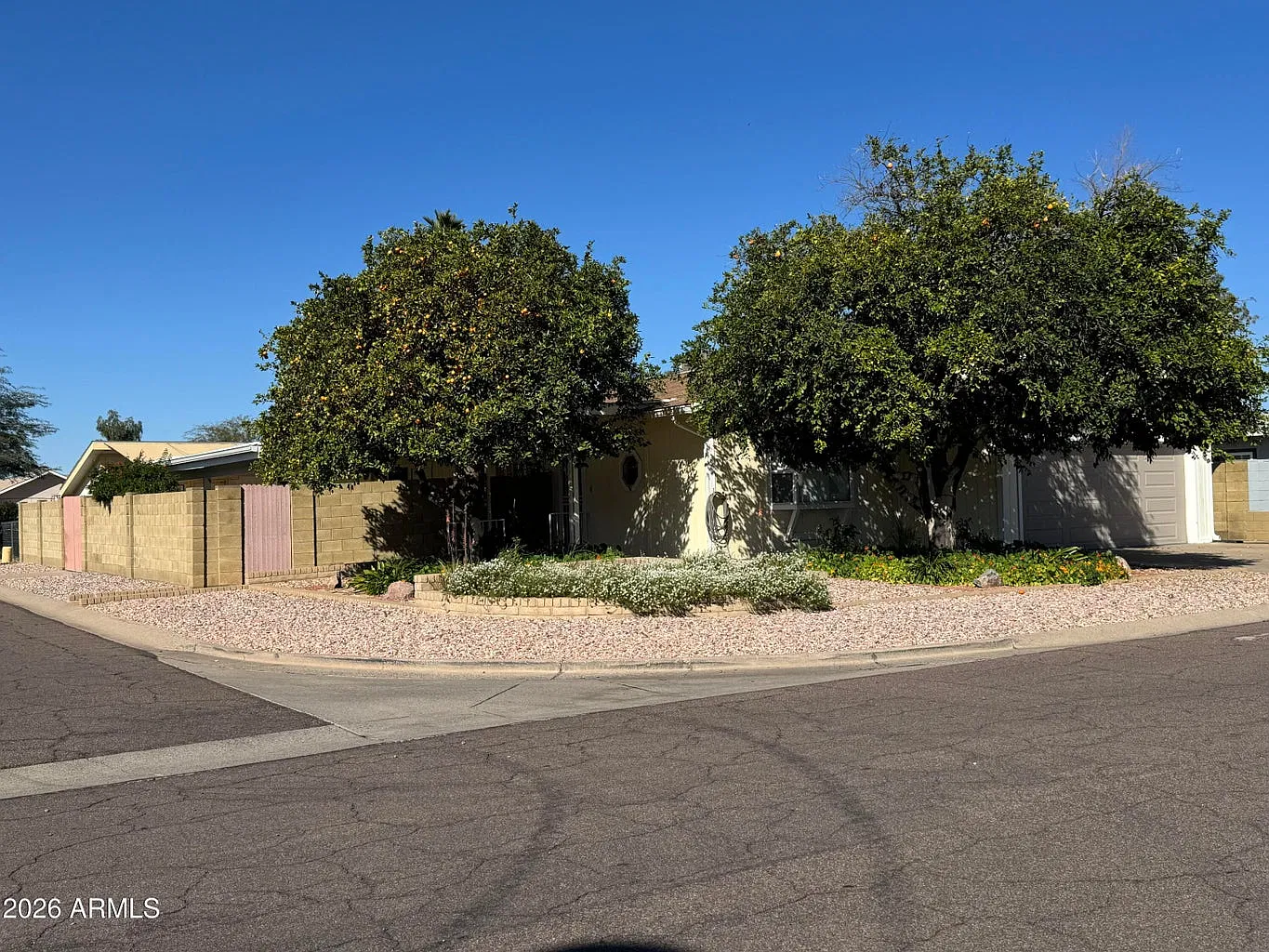 4 bed, 1920 sqft, $2,700 — Photo 2