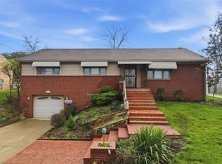 1013 El Rancho Dr, Pittsburgh, PA 15220