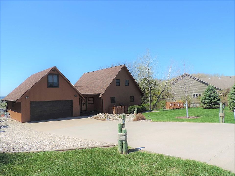 1st image of 226 Marina Dell Ave