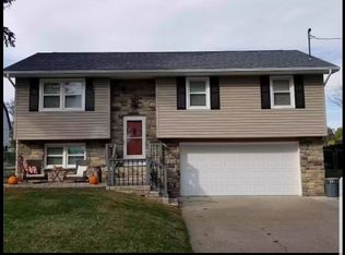 629 E Lacy St, Marshall, MO 65340