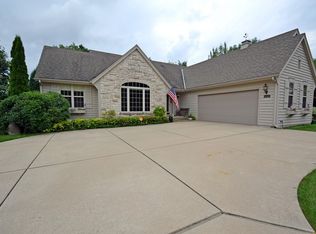 11107 W Green Tree Rd, Milwaukee, WI 53224