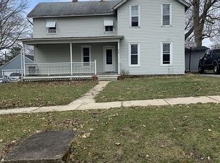 202 Pacific St, Monroe Center, IL 61052