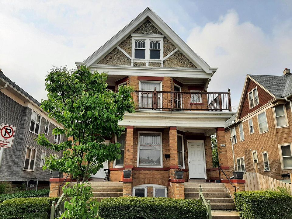 1st image of 2203 W Becher St #2205