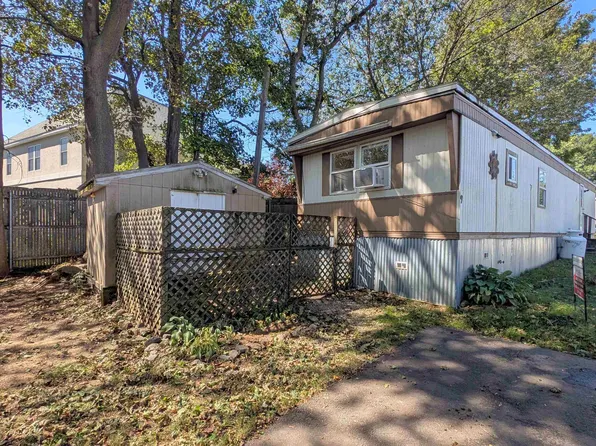 1338 Woodbury Avenue #9, Portsmouth, NH 03801