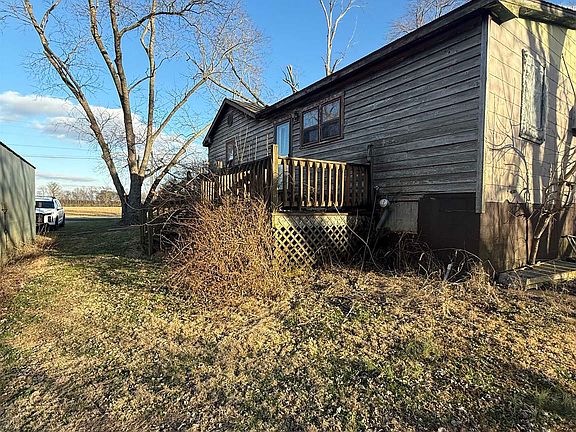 3rd image of 20143 W Highway 811 Rd