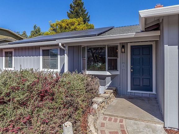2nd image of 15839 Edmund Dr