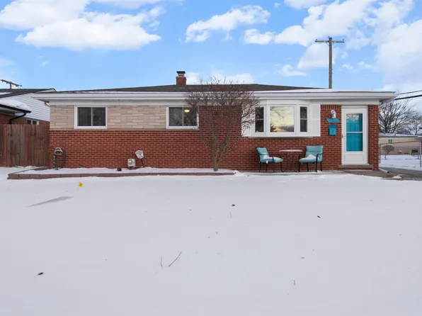 30032 Iroquois Dr, Warren, MI 48088