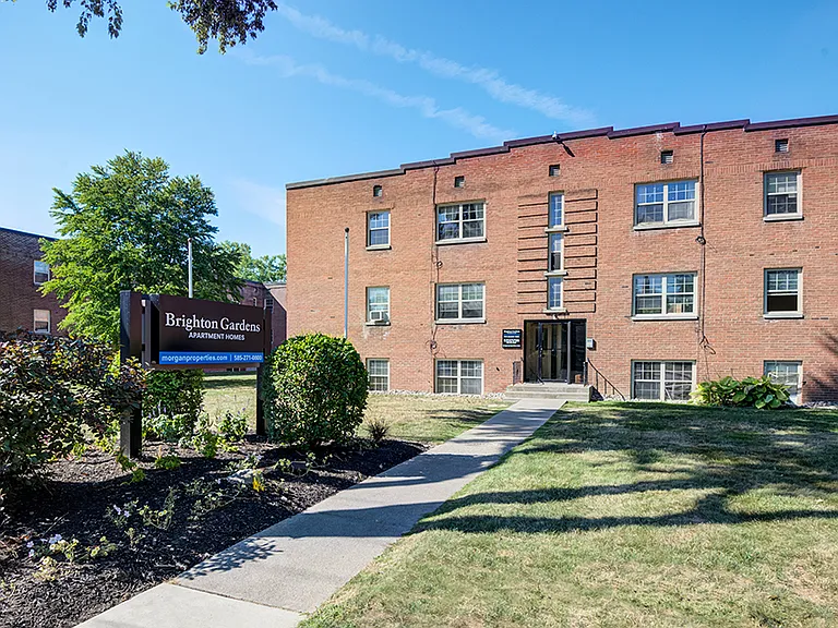 Brighton Gardens Apartment Homes — Photo 12