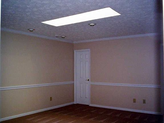 5th image of 9295 Golden Oaks E