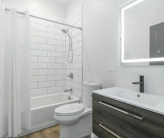 22 Delawanna Ave #1 — Photo 9