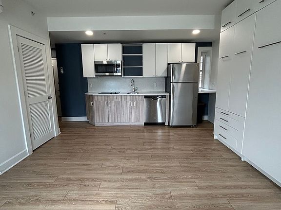 3rd image of 1760 Jackson St APT 201