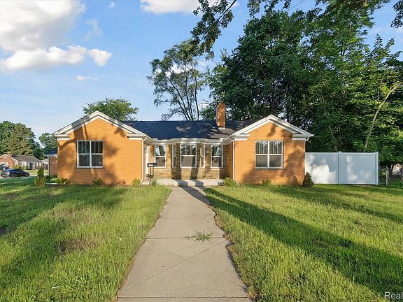 5th image of 21211 Southfield Rd