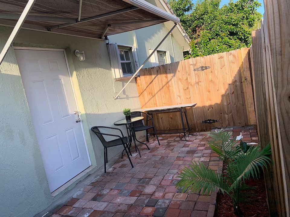 1st image of 21125 SW 85th Pl