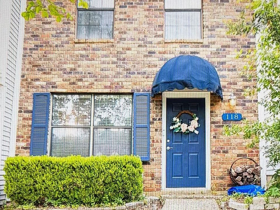 1st image of 118 Wellington Pl #118