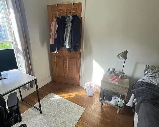 5th image of 185 Beacon St #1