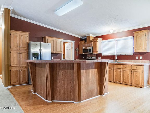 5th image of 1046 Florence Dr
