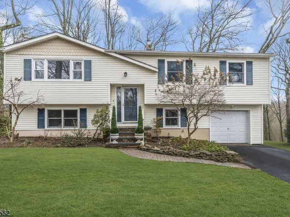 44 Alcrest Ave, Mount Olive Twp., NJ 07828