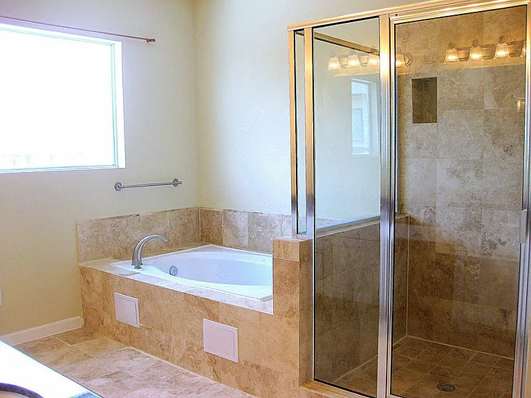 5734 Kansas St — Photo 24