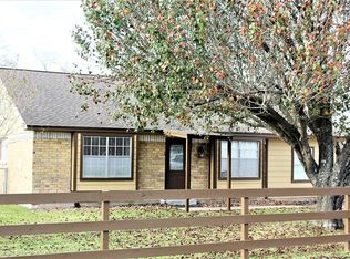 5106 3rd St, Danbury, TX 77534