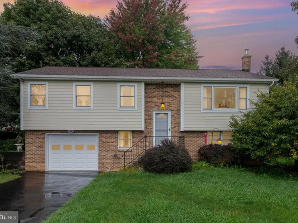 468 Mountain Rd, Boiling Springs, PA 17007