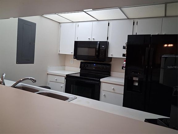 2nd image of 3341 CAMELOT DRIVE #3341