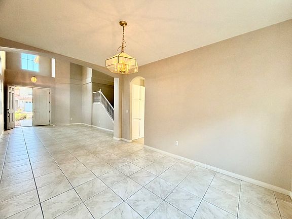 5th image of 8917 Waltzing Waters Ct