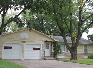 2614 Rosewood Ave, North Newton, KS 67117