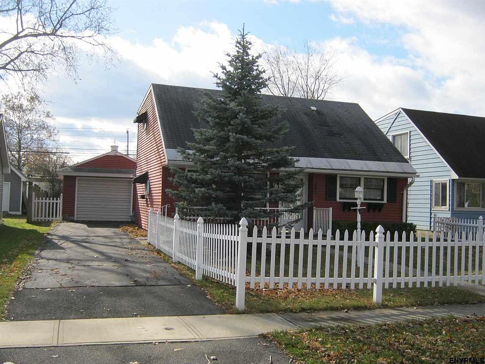 1st image of 30 Keeler Dr