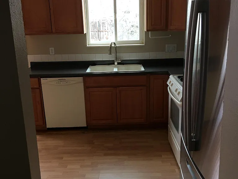 10749 Owens St — Photo 9