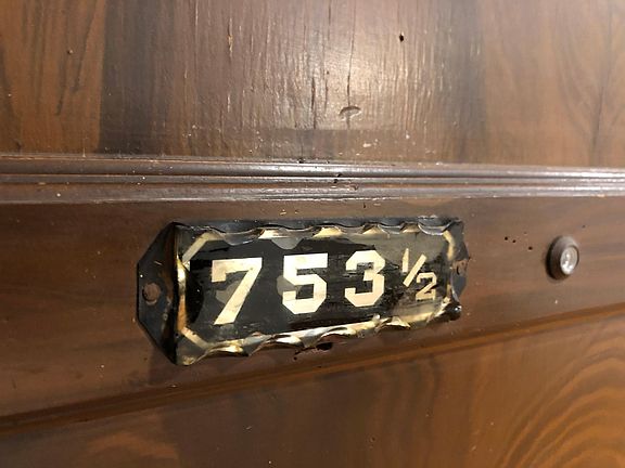3rd image of 753 1/2 E Doran St