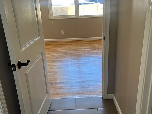 2nd image of 1138 Laurel St #0
