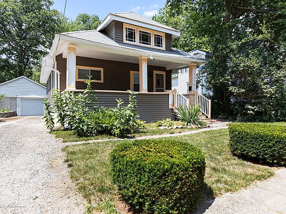 3rd image of 1714 Beal Ave
