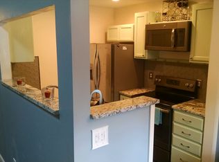 121 E Jolly Rd APT D2, Lansing, MI 48910