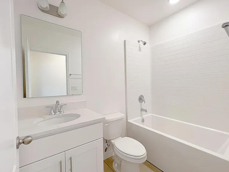 1162 Oak Bluff Dr — Photo 19