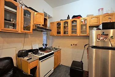 Rented by Best Apartments North Inc