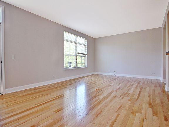 5th image of 321 Alpine Springs Dr