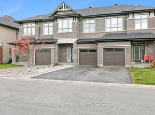 525 Rowers Way, Ottawa, ON K1X0C6