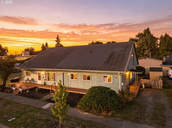 121 W C St, Springfield, OR 97477