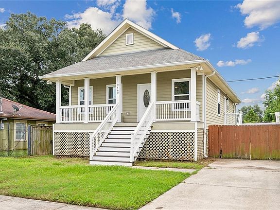 2nd image of 2462 Mendez St