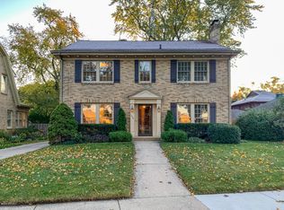 1034 Cadillac Dr SE, Grand Rapids, MI 49506