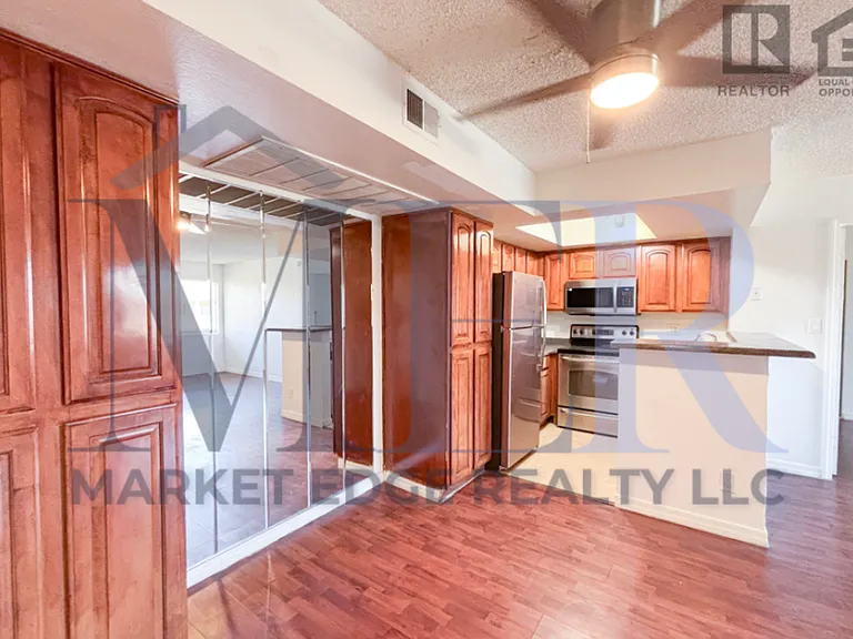 3601 W Tierra Buena Ln #240 — Photo 13